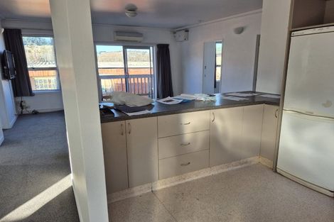 Photo of property in 102 Harbour Terrace, North Dunedin, Dunedin, 9016