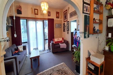 Photo of property in 155 Hakanoa Street, Huntly, 3700