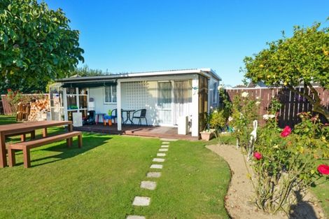 Photo of property in 74 Folkestone Drive, Flaxmere, Hastings, 4120