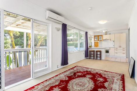 Photo of property in 1/7 Flaxdale Street, Birkdale, Auckland, 0626