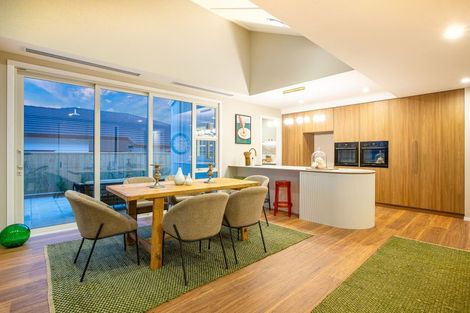 Photo of property in 28 Te Hoiere Street, Aotea, Porirua, 5024