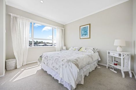 Photo of property in 37 Sanremo Lane, Stanmore Bay, Whangaparaoa, 0932