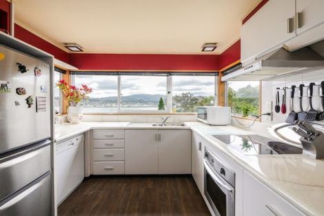 Photo of property in 4 Doon Street, Vauxhall, Dunedin, 9013