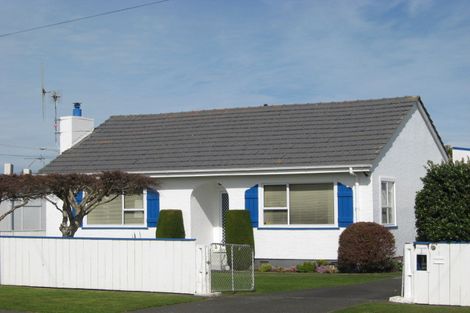 Photo of property in 1 Rimu Street, Gonville, Whanganui, 4501