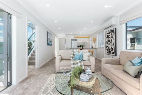 Photo of property in 2 Lucern Lane, Petone, Lower Hutt, 5012