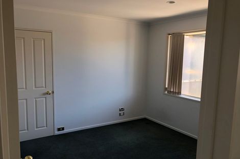Photo of property in 10 Joe Burns Place, Wigram, Christchurch, 8042