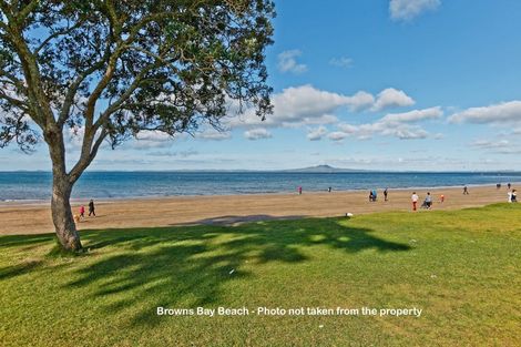 Photo of property in Bay Palms Apartments, 2/30c Bute Road, Browns Bay, Auckland, 0630