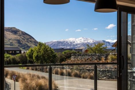 Photo of property in 1b Rannoch Drive, Jacks Point, Queenstown, 9371