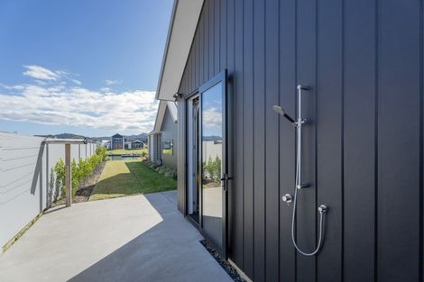 Photo of property in 1 Capstan Crescent, Whitianga, 3510