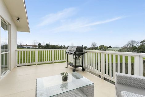 Photo of property in 80h Tirimoana Road, Te Atatu South, Auckland, 0602