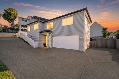Photo of property in 152a Weatherly Road, Torbay, Auckland, 0630