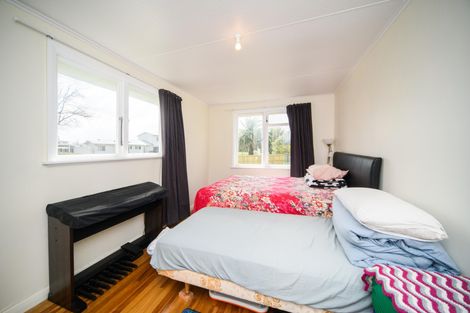 Photo of property in 34 Crewe Crescent, Hokowhitu, Palmerston North, 4410