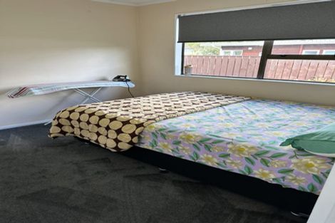 Photo of property in 25 Oregon Drive, Maoribank, Upper Hutt, 5018