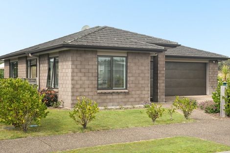 Photo of property in 27 Scoria Close, Pyes Pa, Tauranga, 3112
