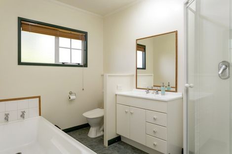 Photo of property in 86 Birch Street, Hilltop, Taupo, 3330