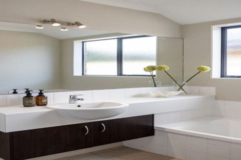 Photo of property in 18 Saffron Street, Cambridge, 3434