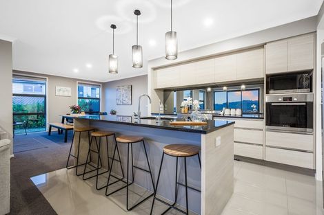 Photo of property in 34 Waitaria Terrace, Aotea, Porirua, 5024