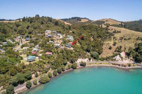 Photo of property in 44 Puriri Road, Te Kouma, Coromandel, 3581