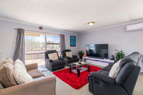 Photo of property in 51 Hindmarsh Street, Henderson, Auckland, 0612