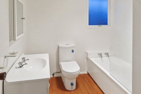 Photo of property in 2/30 Awamutu Grove, Waiwhetu, Lower Hutt, 5010