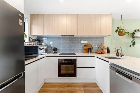 Photo of property in 28 Hinonga Loop, Silverdale, 0932