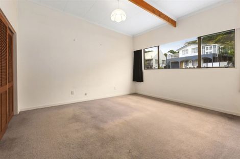 Photo of property in 81 Fyvie Avenue, Tawa, Wellington, 5028