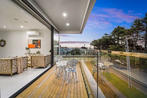 Photo of property in 36a Walker Road, Point Chevalier, Auckland, 1022