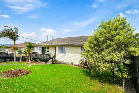 Photo of property in 37 Triangle Road, Massey, Auckland, 0614