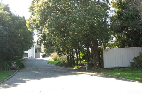 Photo of property in 51 Dyers Pass Road, Cashmere, Christchurch, 8022