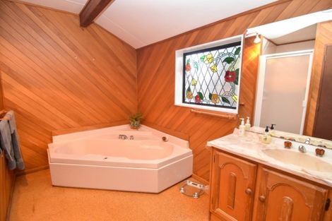 Photo of property in 8 Cobham Place, Solway, Masterton, 5810