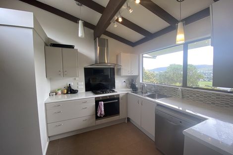 Photo of property in 12 Indira Place, Khandallah, Wellington, 6035