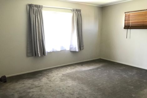Photo of property in 2/6 Esperanto Road, Papatoetoe, Auckland, 2025