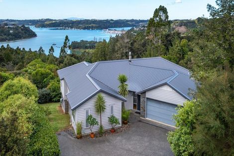 Photo of property in 3 Glance Street, Sandspit, Warkworth, 0982