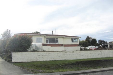 Photo of property in 9 Pakefield Street, Balclutha, 9230