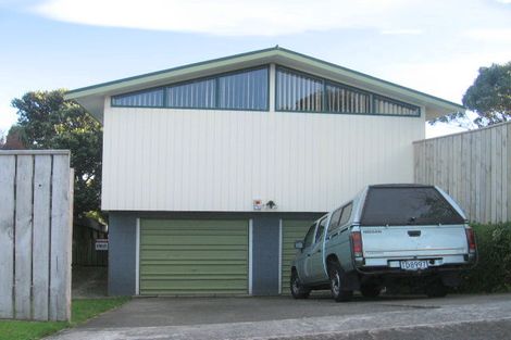 Photo of property in 21 Eskdale Road, Papakowhai, Porirua, 5024