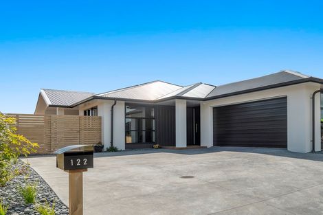 Photo of property in 122 Puhirake Crescent, Pyes Pa, Tauranga, 3112
