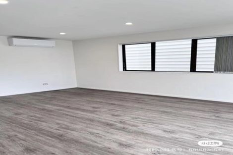 Photo of property in 116c Cascades Road, Pakuranga Heights, Auckland, 2010