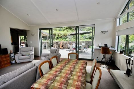 Photo of property in 41 Tarapatiki Drive, Whitianga, 3510