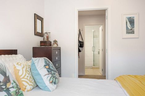 Photo of property in 42 Eaves Bush Parade, Orewa, 0931