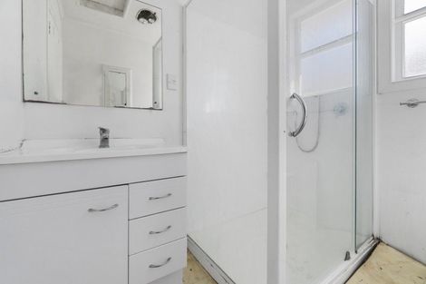 Photo of property in 101 Astley Avenue, New Lynn, Auckland, 0600