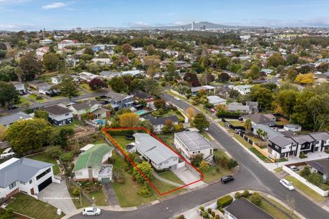 Photo of property in 3 Philip Place, Hillcrest, Auckland, 0627