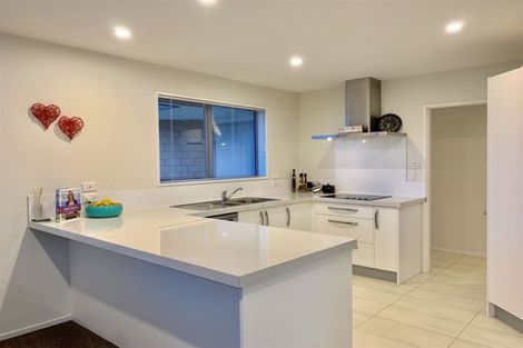 Photo of property in 94 Bradwell Crescent, Halswell, Christchurch, 8025