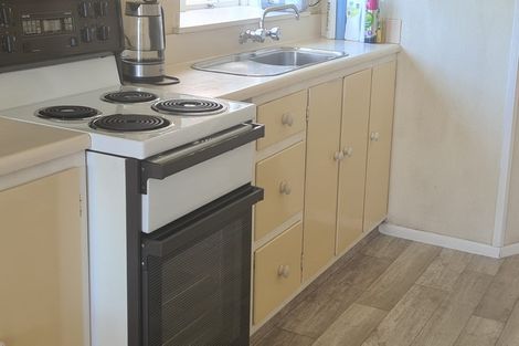 Photo of property in 1 East Street, Greytown, 5712