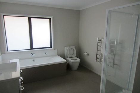 Photo of property in 18a Valley Road, Pukekohe, 2120