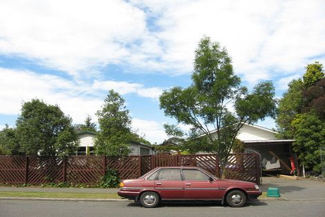 Photo of property in 60 Royal Park Drive, Parklands, Christchurch, 8083