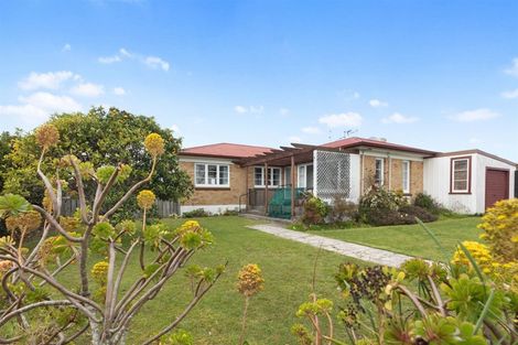 Photo of property in 22 Hall Road, Matua, Tauranga, 3110
