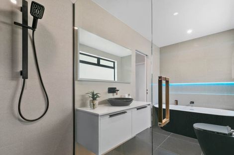 Photo of property in 2a Redwood Drive, Massey, Auckland, 0614