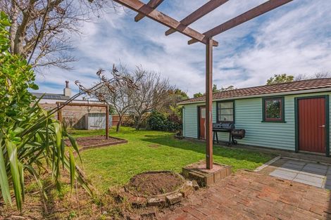 Photo of property in 298 Ruahine Street, Terrace End, Palmerston North, 4410
