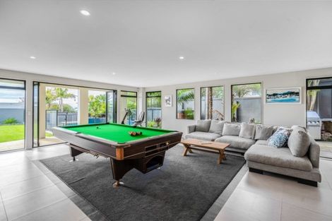 Photo of property in 62 Castor Bay Road, Castor Bay, Auckland, 0620