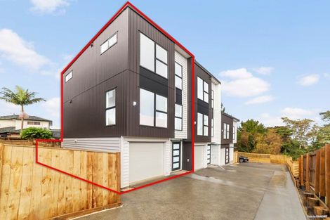 Photo of property in 6/105 Hobsonville Road, West Harbour, Auckland, 0618